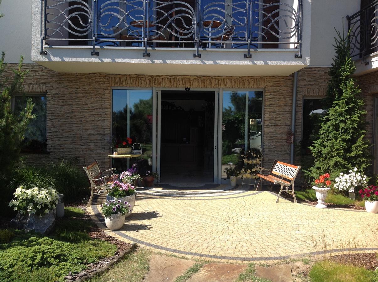 Sekret Leba Dom I Domki Villa Екстериор снимка