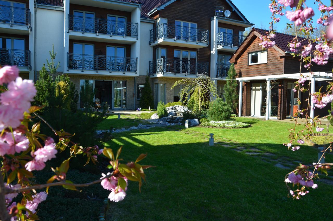 Sekret Leba Dom I Domki Villa Екстериор снимка